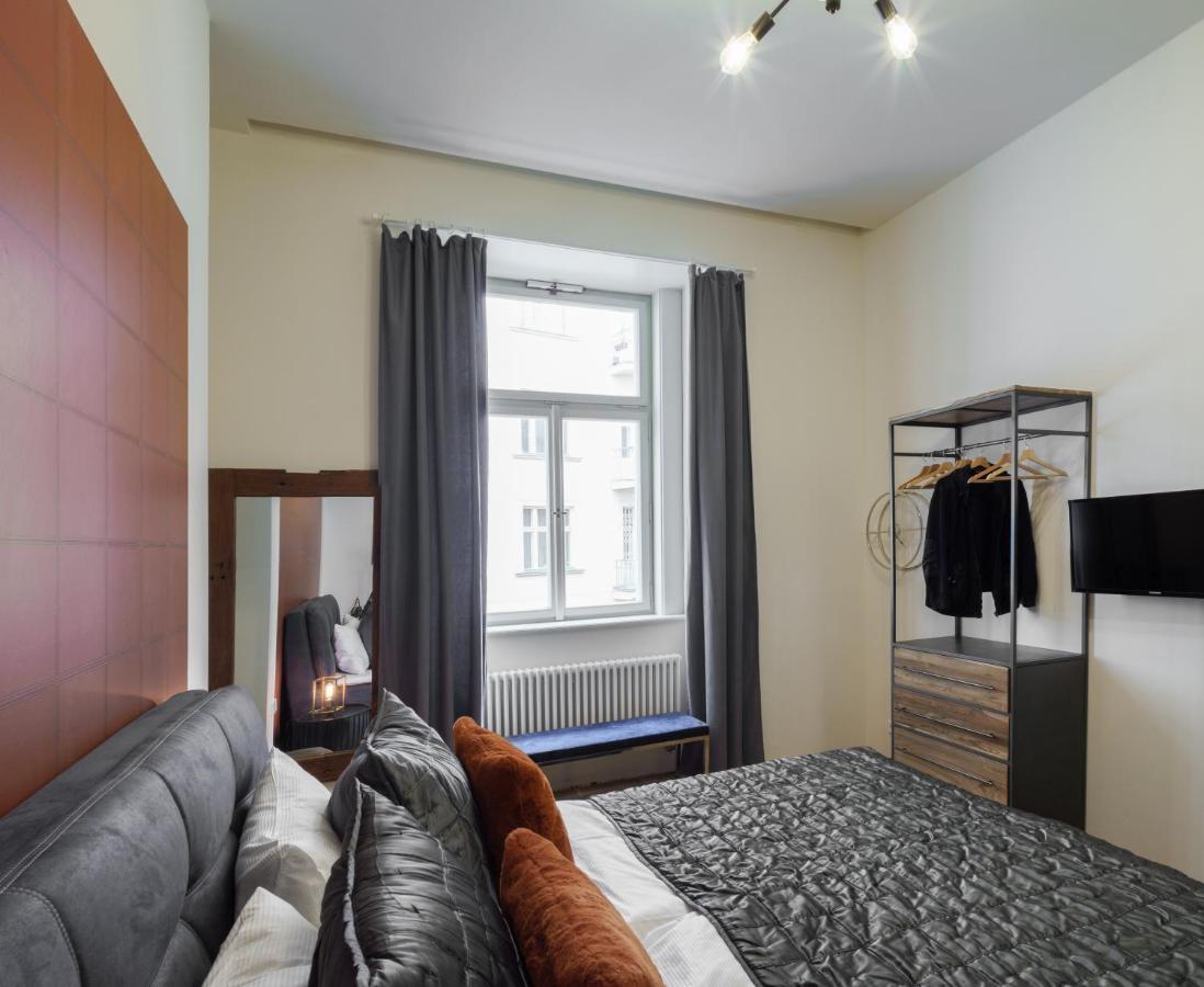 Mn6 Luxury Suites By Adrez Praga Exterior foto